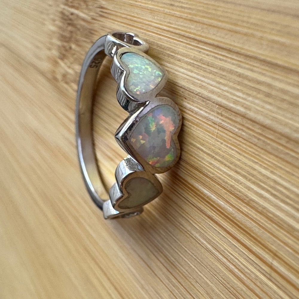 Silver Heart Opal Ring size 7 - Picture 5 of 7